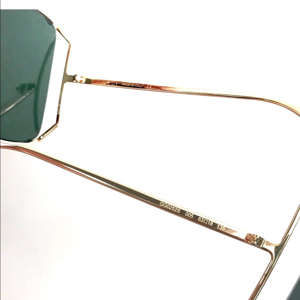 GUCCI Butterfly Pearl Logo GG 0252 005 Sunglasses - Picture 5 of 7